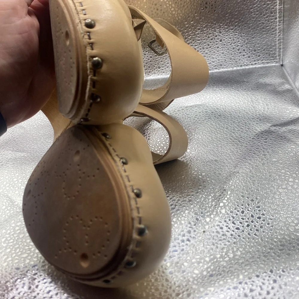 NWOT Dansko 41 beige clogs - Picture 8 of 8